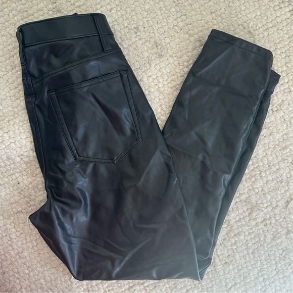 Abercrombie vegan leather skinny pants - Picture 4 of 5